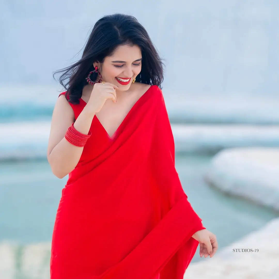 ETV Actress Priyanka Jain Wearing Red Saree Sleeveless Blouse